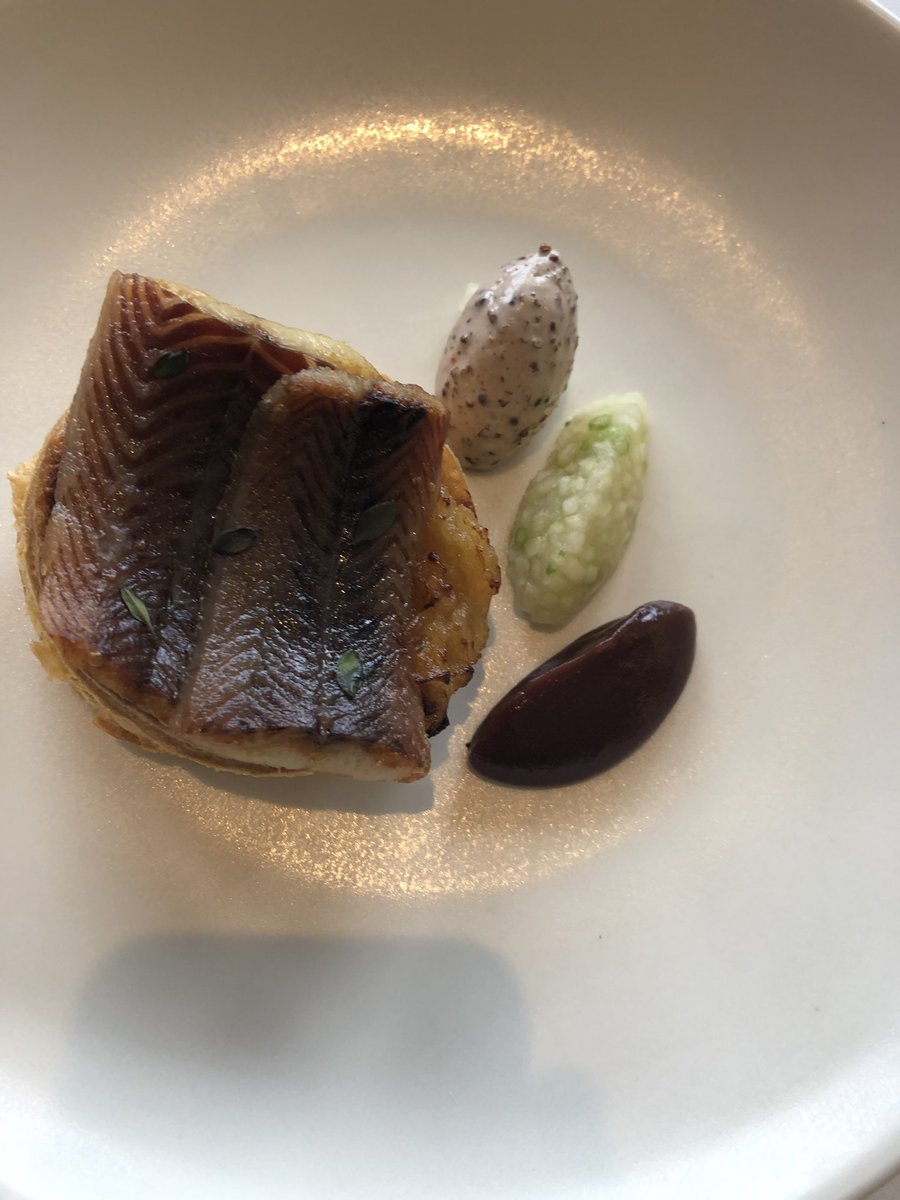 MattWFox's tweet photo. Amazing lunch at @TrinityLondon today. Food was utterly flawless &amp; FOH team made the trip something to remember. https://t.co/37GIPc1cbO