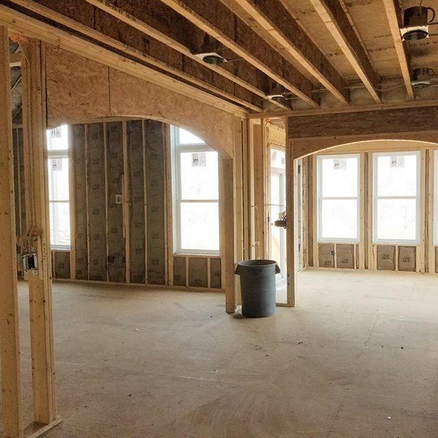 MusserBuilder's tweet photo. Ending the week with a clean job site.
β’
#musserhomebuilders
β’
#musserbuilder #musserbuilt #musserdesign #designbuild #creativecraftsmanship #customhome #customhomes #custombuilt #design #designer #seeitthenbuildit #contractorsofinsta #buildersofinst⦠https://t.co/mJSnCDpQny https://t.co/dd4owmvTTk