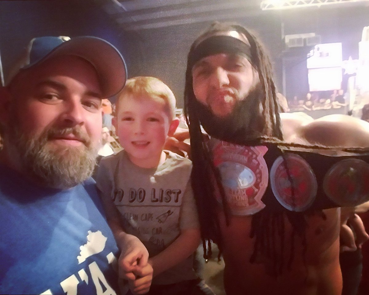 jeezy502's tweet photo. OVW SNS with my lil man....only thing missing is @ShannonTheDude....but I hear he is a lil busy this weekend. https://t.co/HJDIo37BJ5