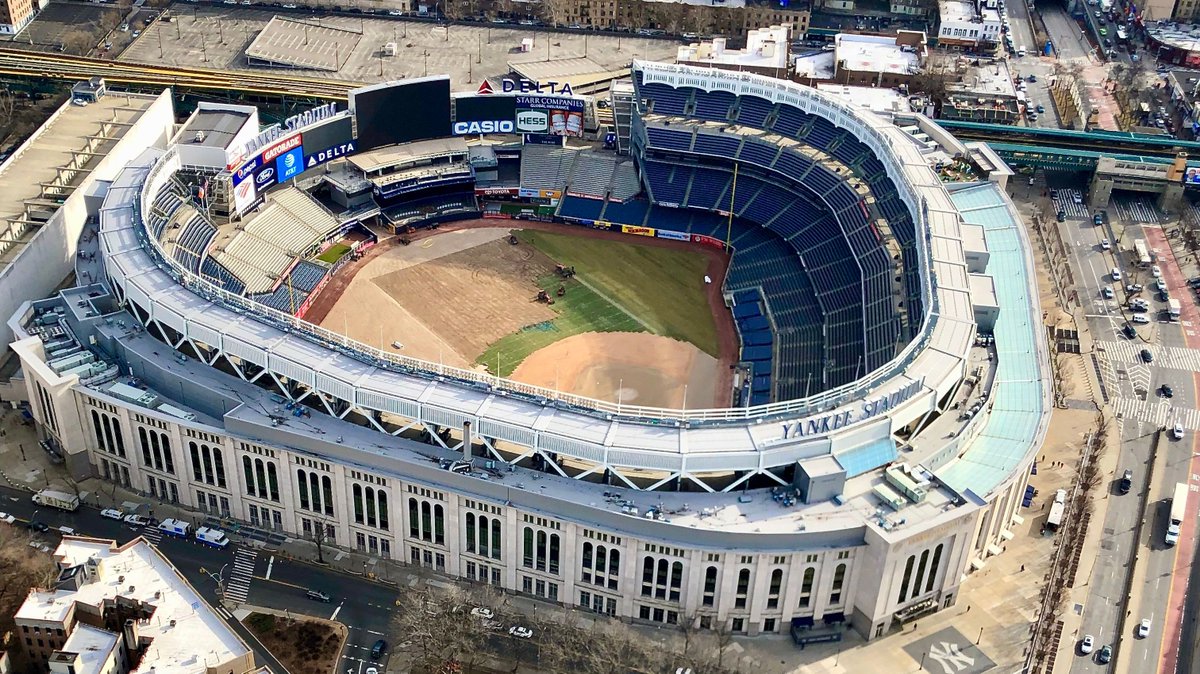 LibertyHelicop's tweet photo. Catch this home run of a view from up here โพ @Yankees #FlyLiberty #GoYanks #NYCtours #NYC #libertyhelicopters #bigapple #baseballseason #NYY https://t.co/cUfeN80Iov