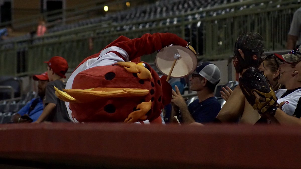 407SportsMedia's tweet image. As per request from @StrikerFireFrog, here are some photos of our favorite mascot!

📸 @DominickBDiaz