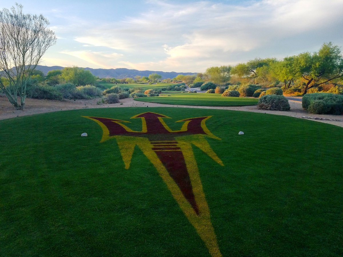 When your hosting the ASU Football Letterman Golf Classic, the bigger the fork the better!!!
#sundevils #forksup #desertgolf