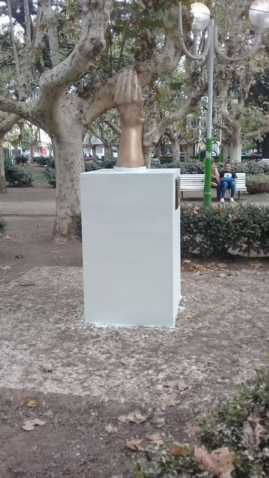 GRACIAS POR PONER EN CONDICIONES LA ESCULTURA EN HOMENAJE A LAS VICTIMAS PACEÑAS