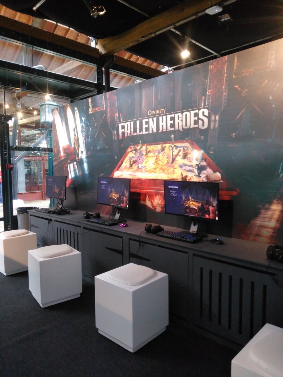 Tyluild's tweet photo. Major thanks to @larianstudios for giving me the opportunity to help with their booth at #EGXRezzed19 #Divinityfallenheroes has some incredible potential and I hope it’s met with great fanfare upon release https://t.co/qmwDnkAqUo