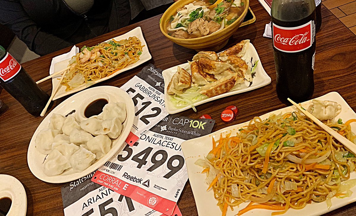 toni_laces_up's tweet photo. #carbloading for tomorrow’s @cap10k #atx #austinrunning #cap10k https://t.co/yefzWgqC3A