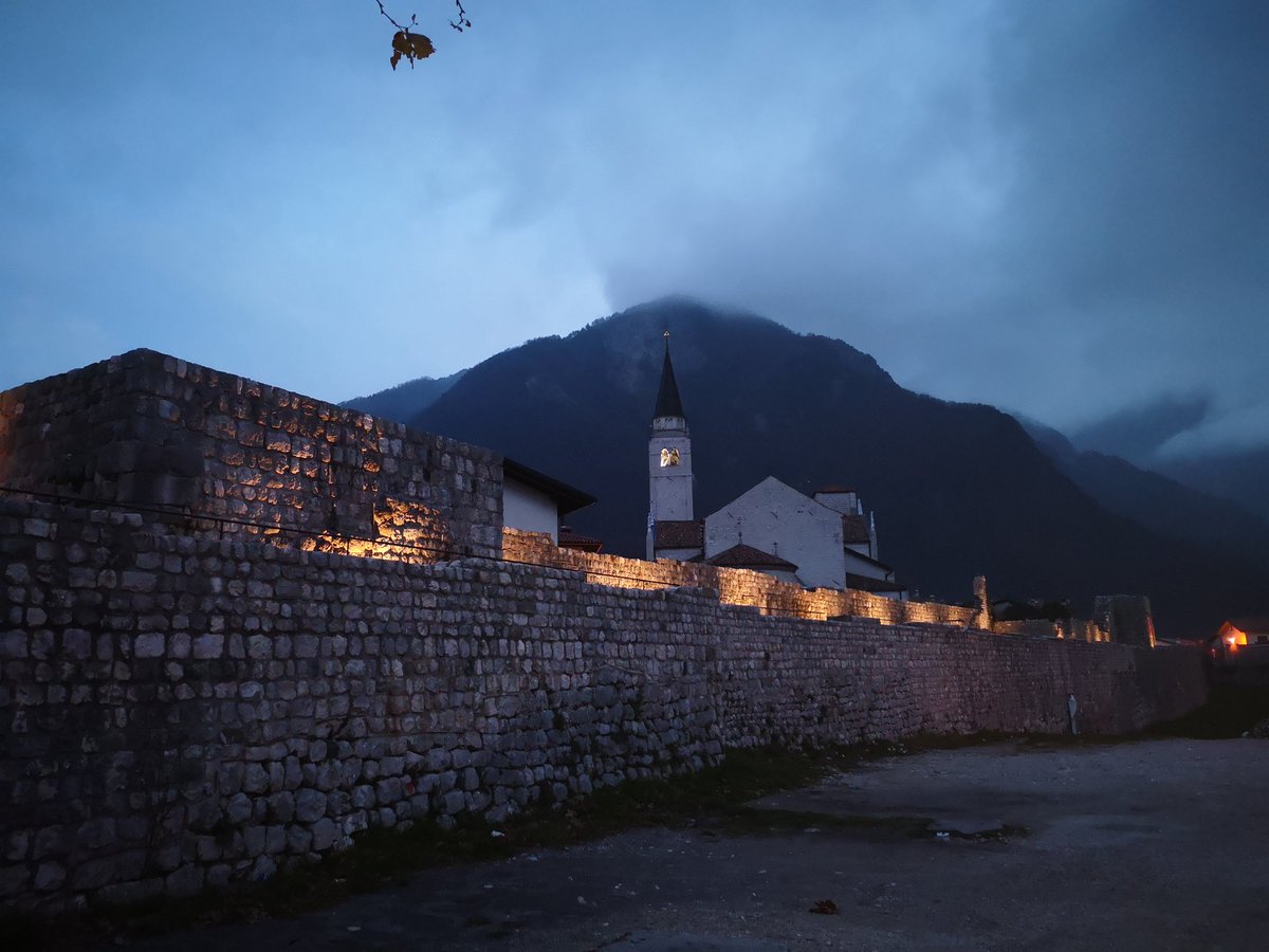 GemonaTurismo's tweet photo. @RaiTre @OfficialTozzi #Sapiens #Venzone dov'era e com'era, oggi in tutto il suo splendore #Friuli #Friuli76 #terremoto76 #resilienza #FVG #FVGlive https://t.co/wg468CeM89