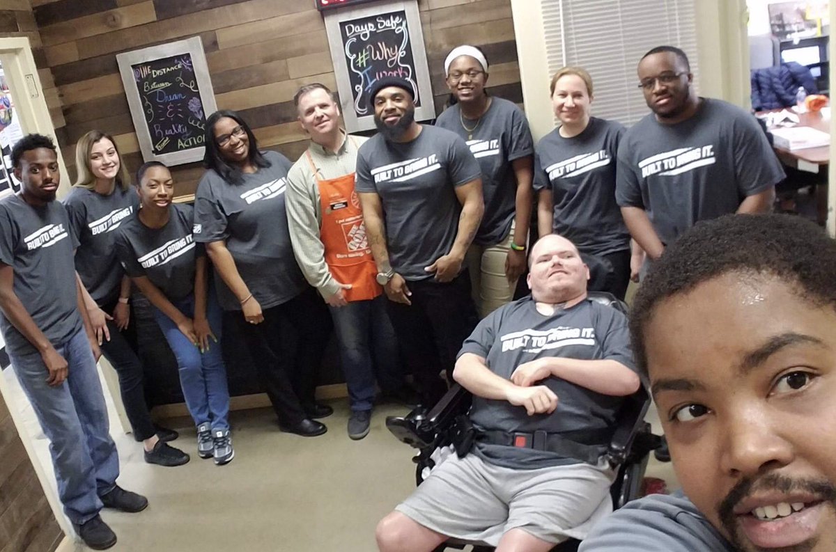 hdemslie's tweet photo. What an outstanding orientation today ! Can’t wait to see the great things this new group will do with 0970!! Thank you to TJ for your assistance and guiding the store tour. https://t.co/DegxVIEk6M