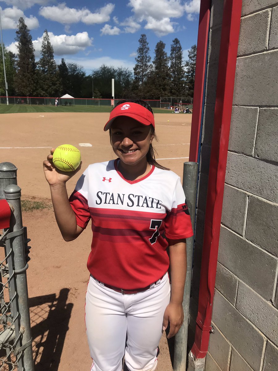 Huge congratulations to Alexus Martinez who broke the Stan State record for most hits. Her career high is now 241! 🥎 Keep up the good work Tex! #ValleyTough