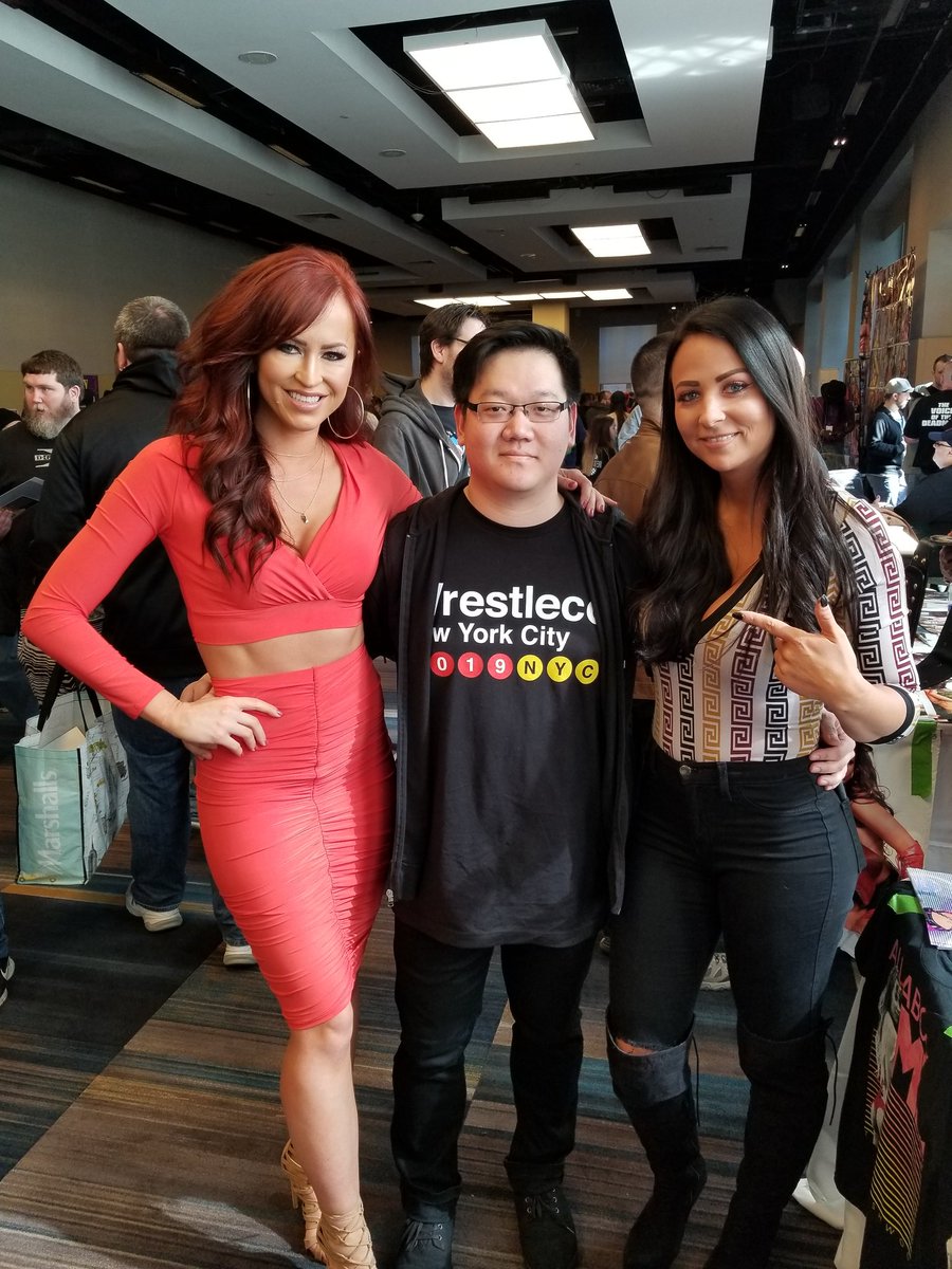 kayrrot's tweet photo. Courtesy of @WrestleSpectac @TheBarbieBlank @DIVACANDICEM @DanielleMoinet @TenilleDashwood thank you for all the pictures ❤
#WrestleCon #EventWorn #CandiceMichelle #KellyKelly #BarbieBlank #SummerRae #DanielleMoinet #TenilleDashwood #Emma #WWE https://t.co/pG46WESFSl