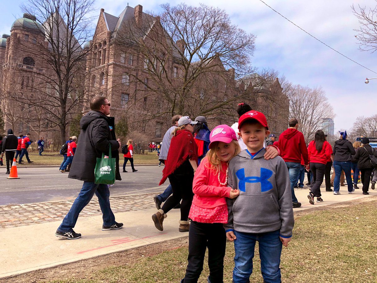 Amazing turnout at Queen’s Park today. These 2 kids love school and love their teachers. Please remember that #CutsHurtKids. #RallyForEducation