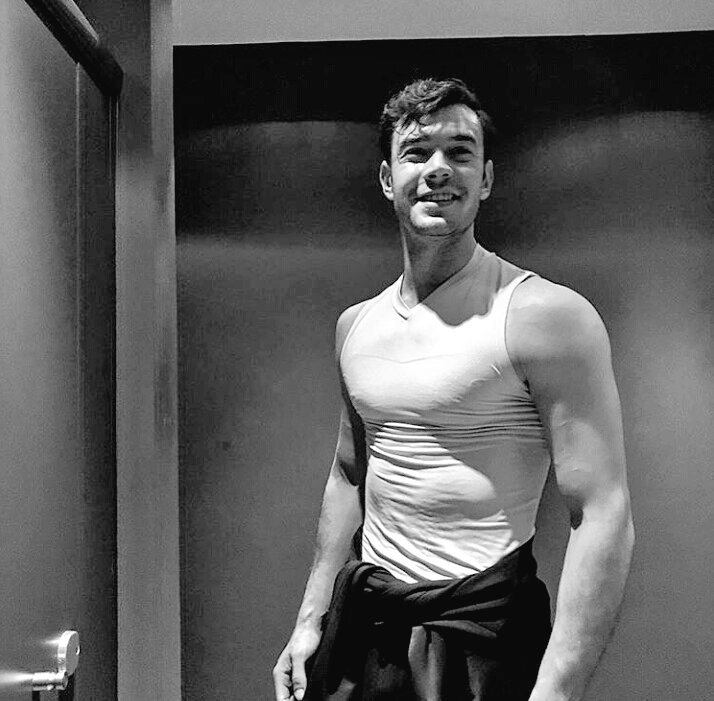 Taş, kaya, meteor...✌💪
#AytaçŞaşmaz <a href="/aytacsasmaz/">Aytaç Şaşmaz</a>