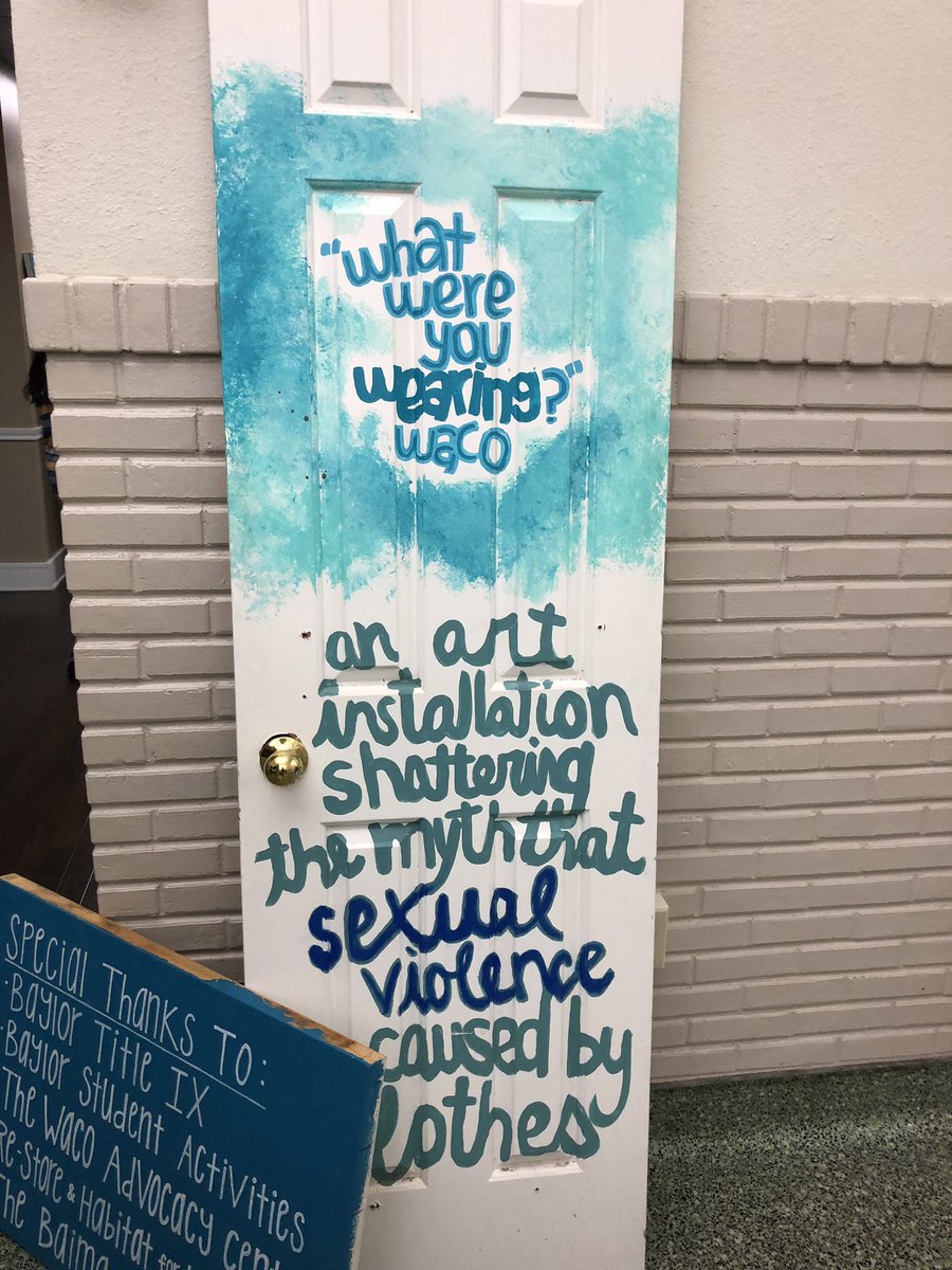 Permianlandgirl's tweet photo. Right now in the #billdaniel student center @Baylor https://t.co/BnDuiFKDM5