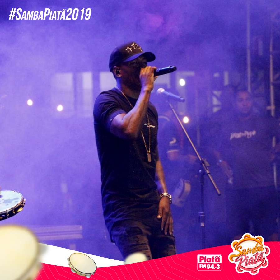 PiataFM's tweet photo. #Leizinho e a sua #TuramDoPagode já estão fazendo a galera sambar nesta 5ª edição do #SambaPiatã!
ㅤ
📷 @Itailuan
ㅤ
#SambaPiatã2019 #EmpurraPiatã #SambaPiatã #VamosPartiu! https://t.co/9nhpmJhWBT