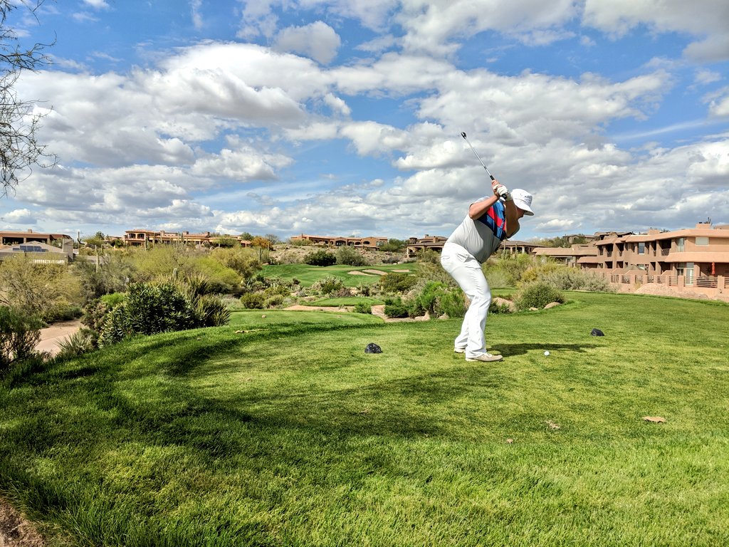CoachJonLester's tweet photo. Welcome to desert golf!!! Thanks to alum #twitterlessGarrettManship who's donation to the golf program made this round at @TroonNorthGC possible!! #OurALUMNIareAWESOME #goROSE #Phoenix2019 @rhitsports https://t.co/vdCp8p17QH