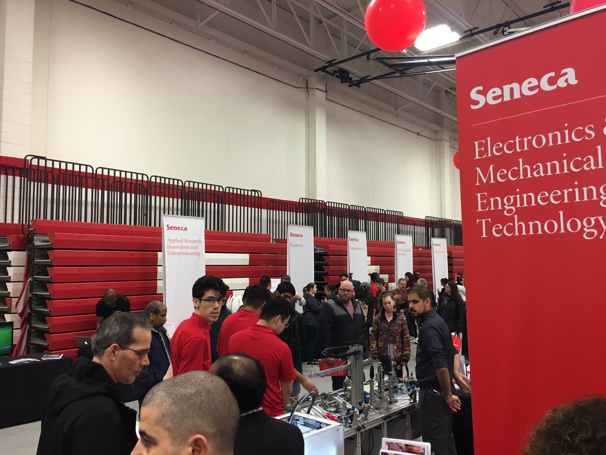 FilTProfBiker's tweet photo. Wonderful day for #SenecaCollegeOpenHouse at #NewnhamCampus! @SenecaCollege #SenecaProud! Setting up #SEMET #FASET and then welcoming our new students! Congratulations to all new future students! https://t.co/8VzD67smqb