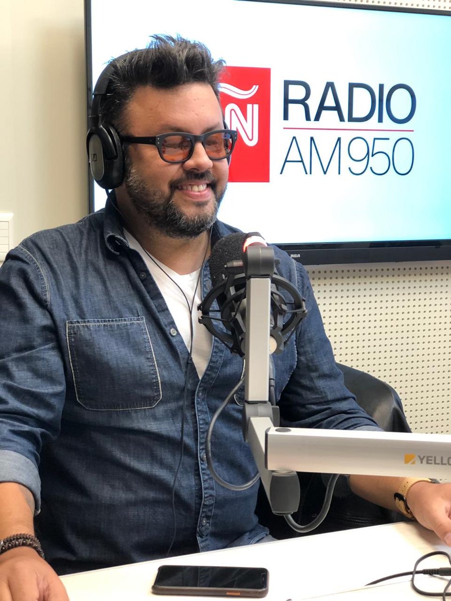 OrigenAM950's tweet photo. En #CNNShowyMusica con @hectorlocutor nos visitan @arturolocutor y @natirosmi. Escuchanos hasta las 20 hs por #CNNRadioArgentina. https://t.co/ETzzJNxVKU