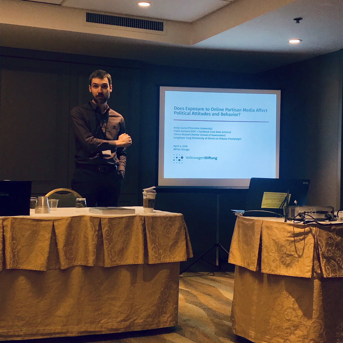 JungHwan Yang tweet media