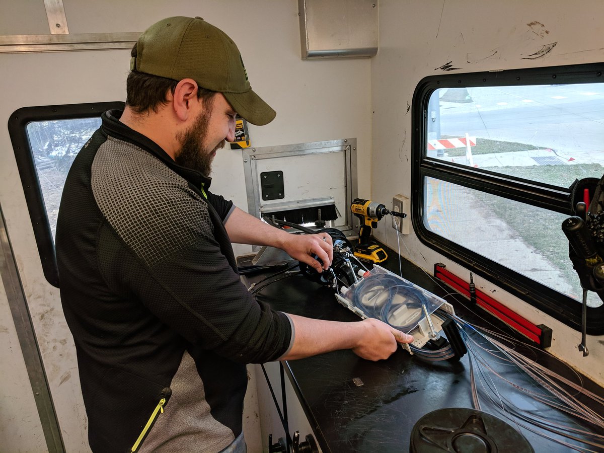 rbretz's tweet photo. This #Allofiber installer is helping Lincoln have broadband at the speed of light https://t.co/5PsvF6Tvsx