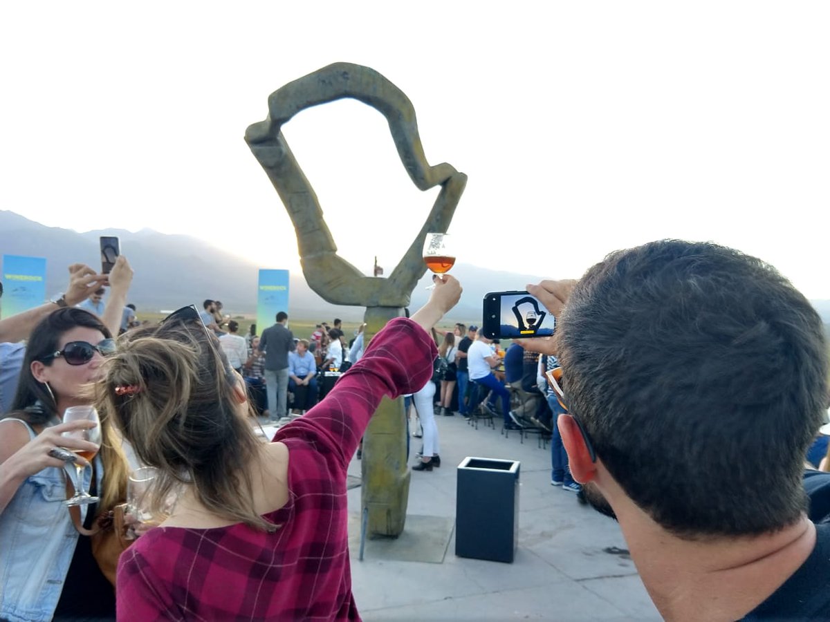 WINEROCK tweet media