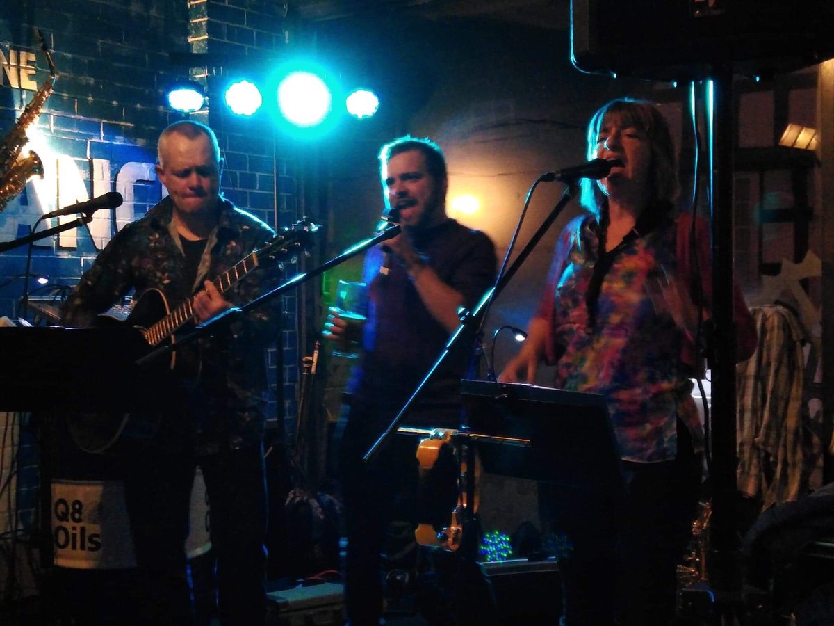 TandemComms's tweet image. #topbananas @PourHouseShrews thank you all for supporting #thebigbusk @TheBusk