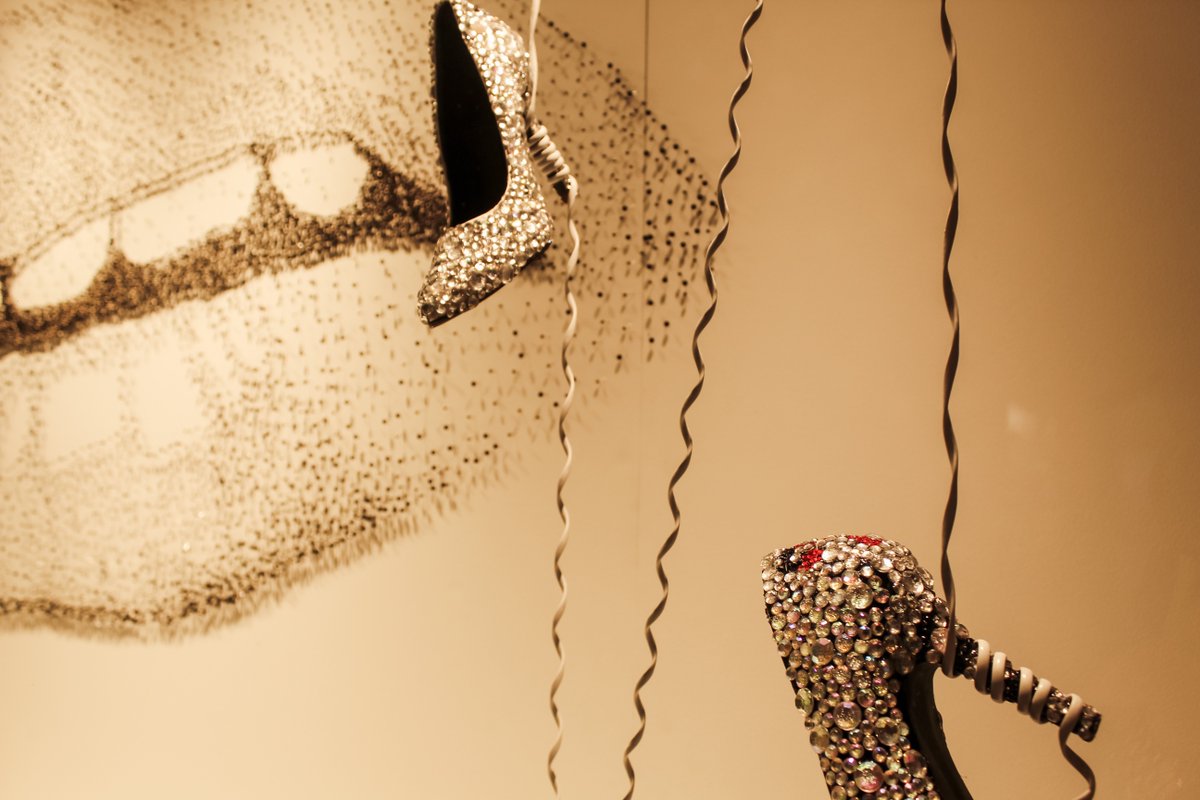 FIDM's tweet image. #FIDM Visual Communications students recently completed window displays for their &quot;Design Installation&quot; class. Their theme was centered around &quot;The Art of Fashion,” where each group was assigned different movements in art! Make sure to check them out at #FIDMLA!