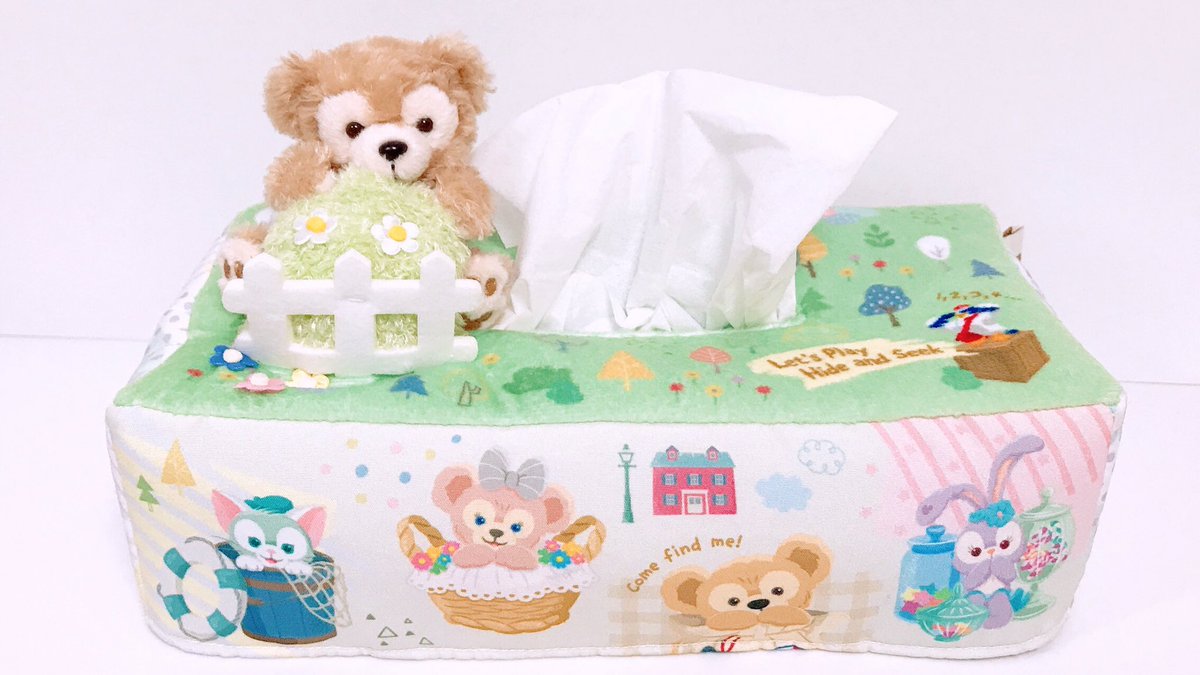うみくま على تويتر ダッフィーたちのかくれんぼ ティッシュボックスカバー 2 800円 かくれるどころか目立ってるダッフィー グリーンの面だけ生地が違う 芝生イメージで起毛っぽい感じ お花は立体的 見えない底のゴムまでピンクでムダに凝ってる コンパクト うみくま على تويتر ダッフィーたちのかくれんぼ ティッシュボックスカバー 2 800円 かくれるどころか目立ってるダッフィー グリーンの面だけ生地が違う 芝生イメージで起毛っぽい感じ お花は立体的 見えない底のゴムまでピンクでムダに凝ってる コンパクト