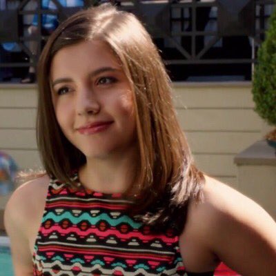 ˗ˏˋ cody / noah ꕤ*.ﾟ♡ on Twitter: "RT @lauriefilms: ZOE RIVAS YOU