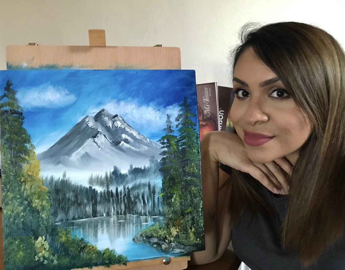 So last week I decided to follow a Bob Ross tutorial... I’ve always been intimidated by oil paints but I’m feeling a little confident after this attempt!
#BobRoss #JoyOfPainting