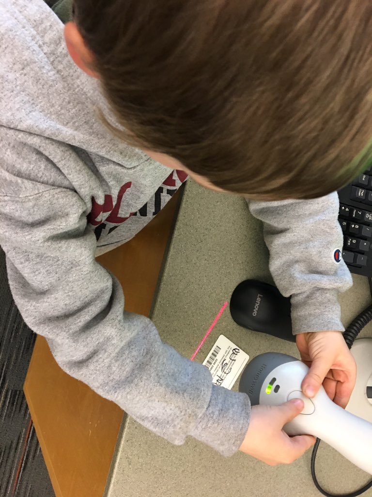 GridleyDaniel's tweet photo. π₯ Shout Out to @MrsJenkins_PreK for instilling the β€οΈ of books to my 4 YO! π₯
Thank you @GreenESLeaders for your amazing educators and their daily work to grow all kids!
@GreenPTA @lbrscully1
#preKcan https://t.co/P8sC7pR6Pc