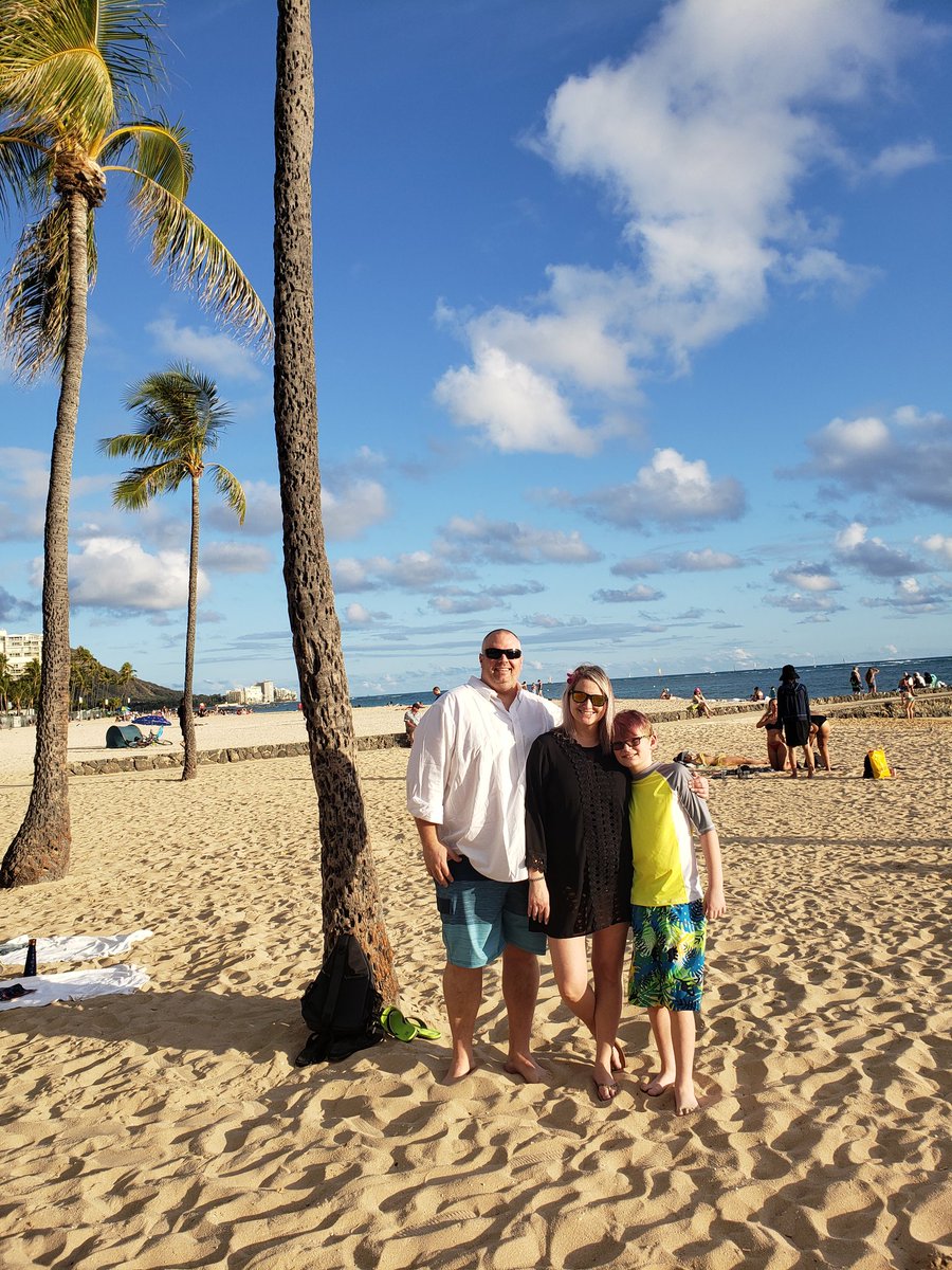 ProfessorKBB's tweet photo. Aloha from Hawai'i πΊπΈ
#Oahu #Waikiki #BigIsland #Waikoloa #BlackSandBeach #Volcano #LOCSBreak https://t.co/llJmV6inmy