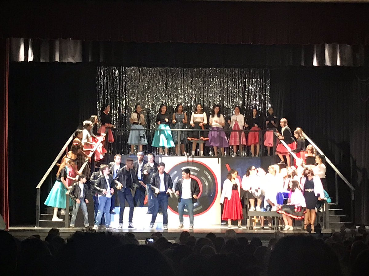 PerryWhs's tweet photo. Incredible first half!!! Outstanding performances and sets!!! ππππ₯π₯#WeePerform #WeeAreHawken @tammyjteacher45 @Mr_J_Stratton @timeforbetty @AdParkin78 @ParkinsonTeach @RobFerullo4 @Mr_Coach_Monty https://t.co/UD0j6MaM1j