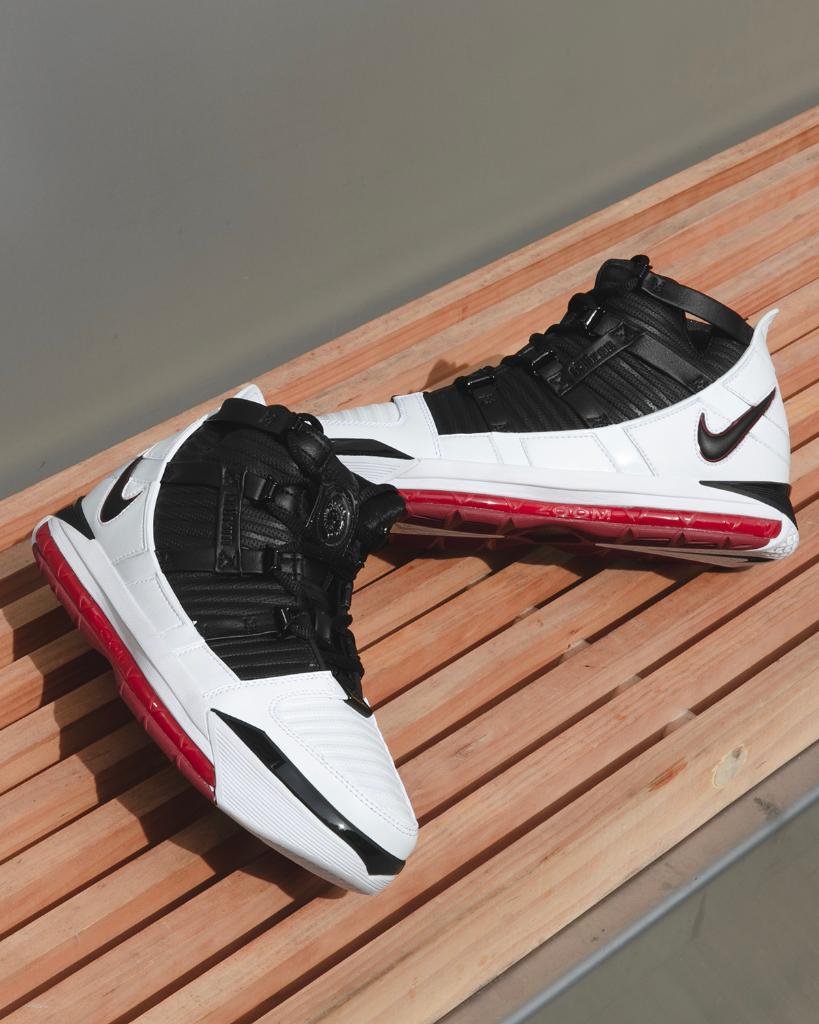 nike zoom lebron 3 home 2019