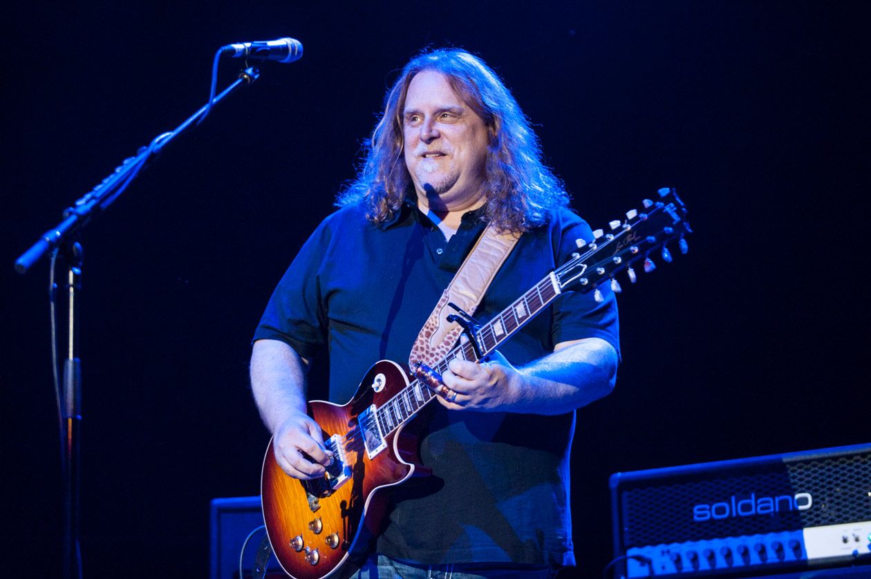 Happy birthday to Allman Bros and legend Warren Haynes! 