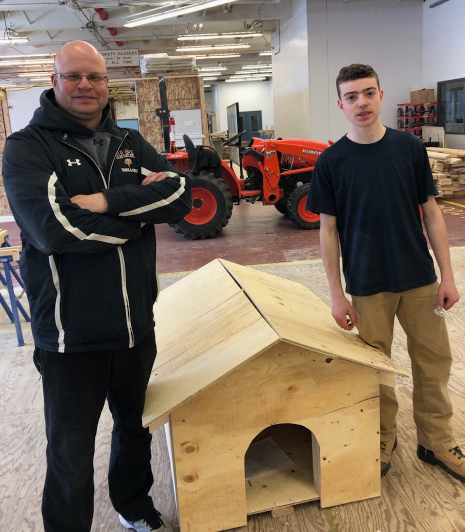LKDSB_SHSM's tweet image. Congratulations to SHSM students Justyn Archer and Luke Soetemans who won their Skills Ontario qualifying competitions in Welding and Carpentry, respectively!