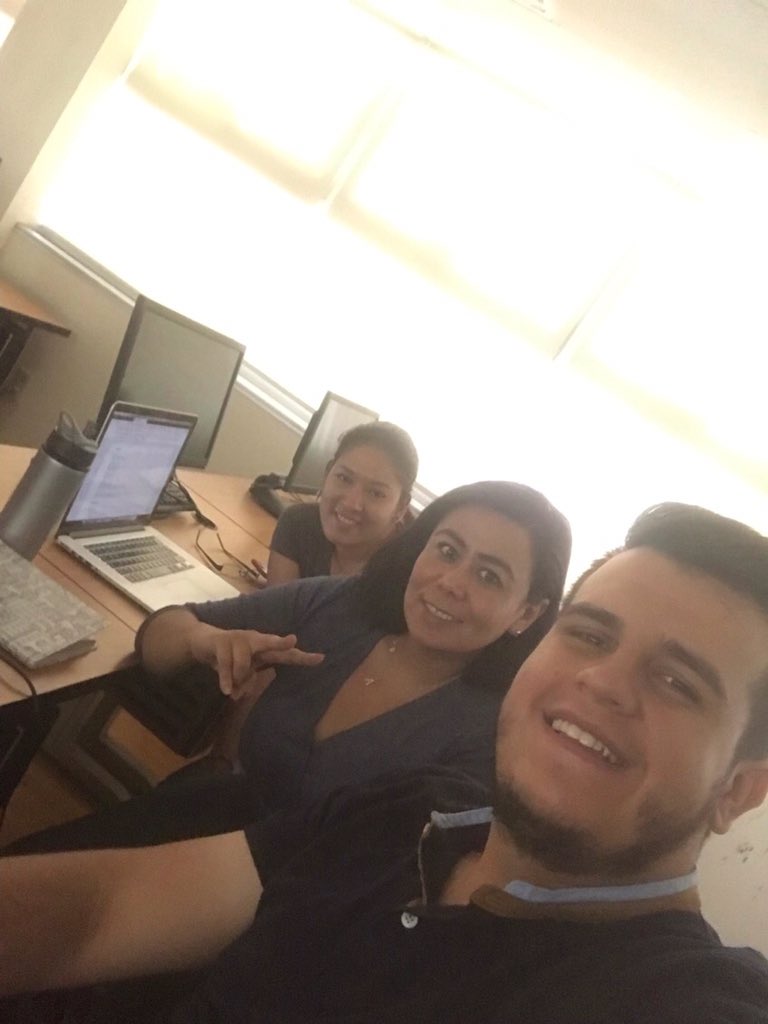angie24ar's tweet photo. #ML con selfies. Súper interesante! Excelente oportunidad para adquirir más conocimiento y aplicarlo. @CUCEA_OFICIAL  @Jacintos112 #bootcampinstitute 
#Sabado 🤓 https://t.co/fPWF8w5PpW