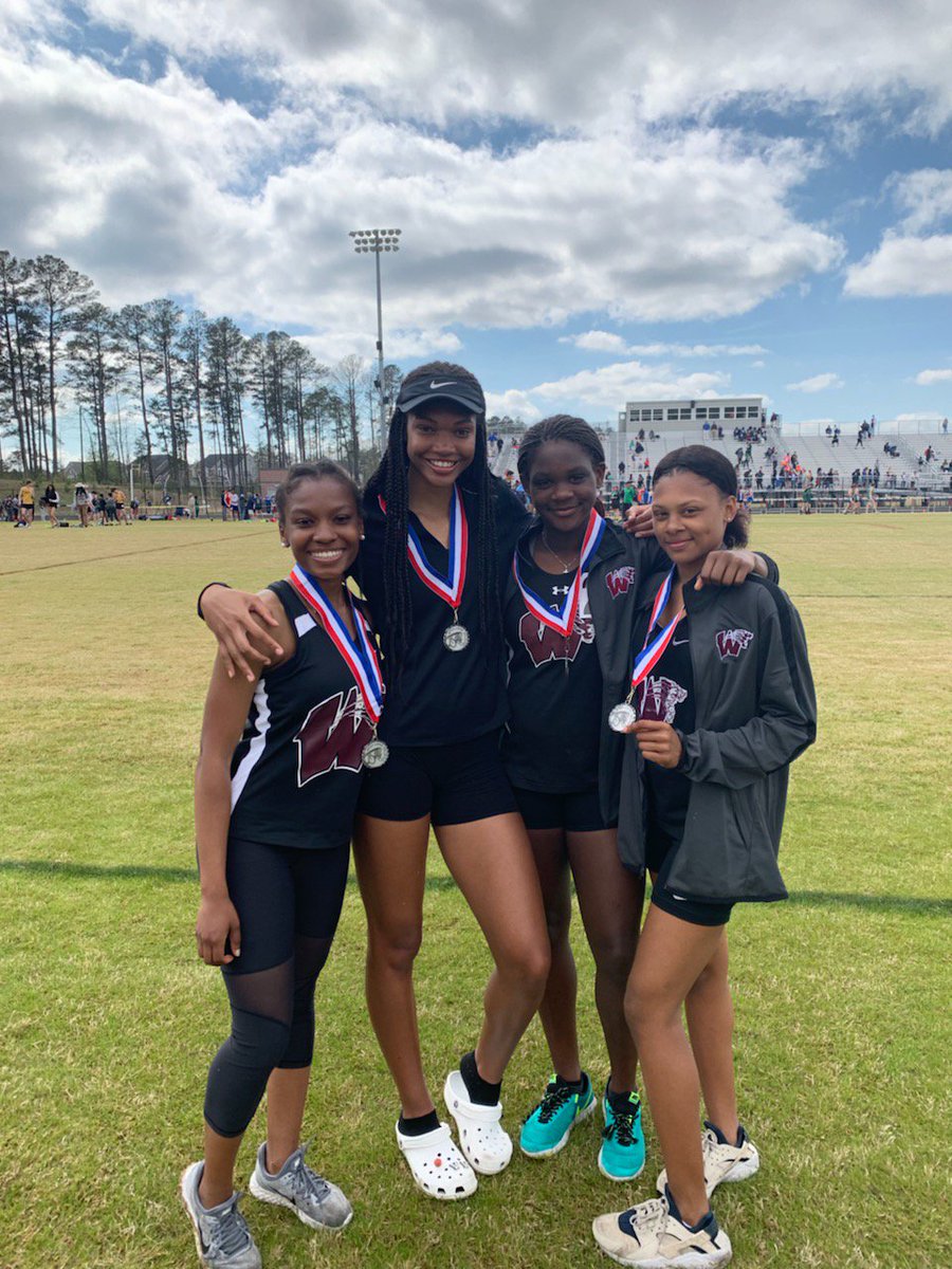 Congratulations to these young ladies on placing 2nd in the 4x200 at the Apex Relays! 2 Freshman, 1 Sophomore, and 1 Junior really makes a coach feel good! So proud of their grind! #wakefieldproud