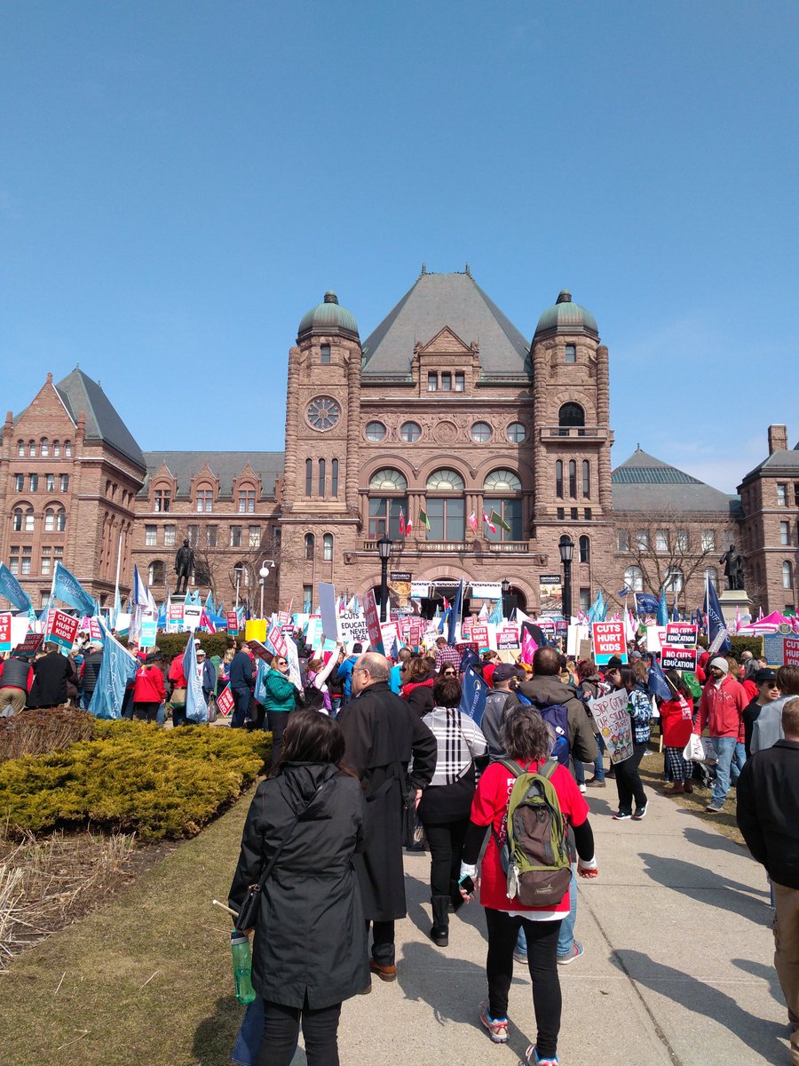 CulpKlassen's tweet photo. What an experience today at Queen's Park. #RallyForEducation #CutsHurtKids https://t.co/S03ig7MWFB
