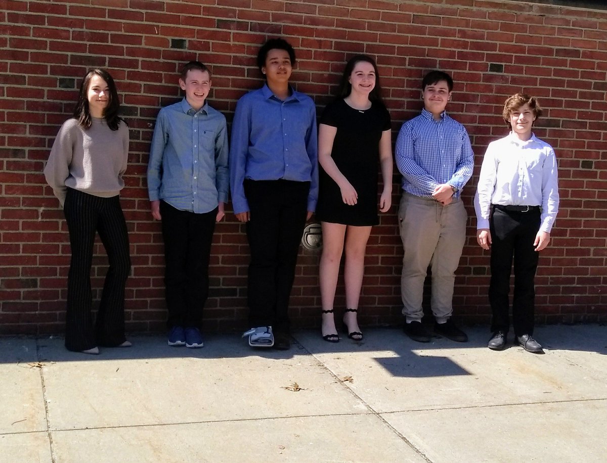 CathyEmerick1's tweet photo. BMS Debate Team—always making us proud! Our last tournament of the year at Eastern Middle School—we will miss our eighth graders! #bmspride #debateislife @WatsonBryan7 @LearnWithMFern_ https://t.co/Svu4De5V8R