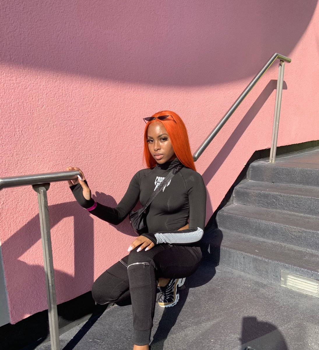 Ayo_kedz's tweet image. this N that☄️ #gradbash2k19