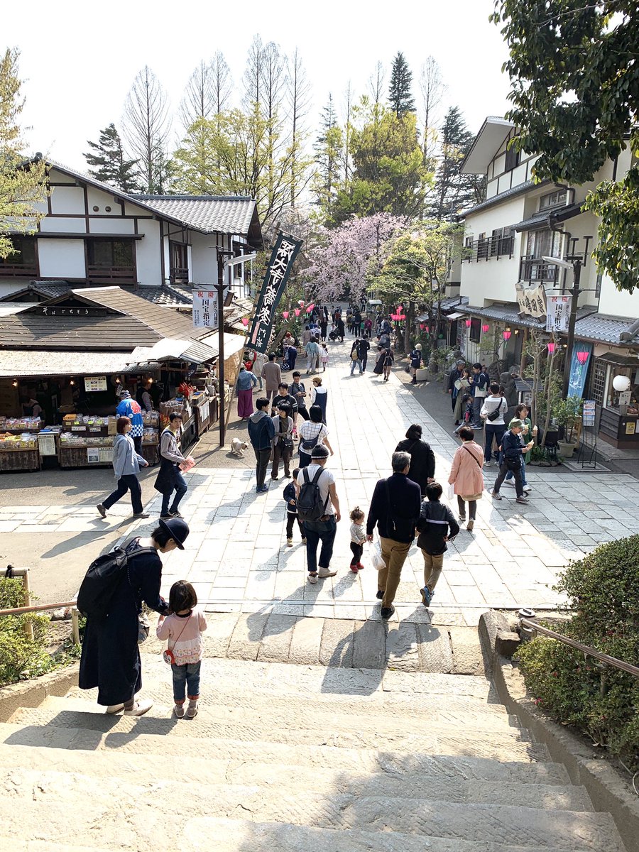 こんにちわらびーー‼︎‼︎

今日、深大寺に花見に行ったら、コスイベントにやってたー?
深大寺だからやっぱ刀剣男子が多かった！眼福眼福〜〜✨

昨夜は深夜にもかかわらず、たくさんコメありがとうございます✨全部読んでます?✨

本日… 