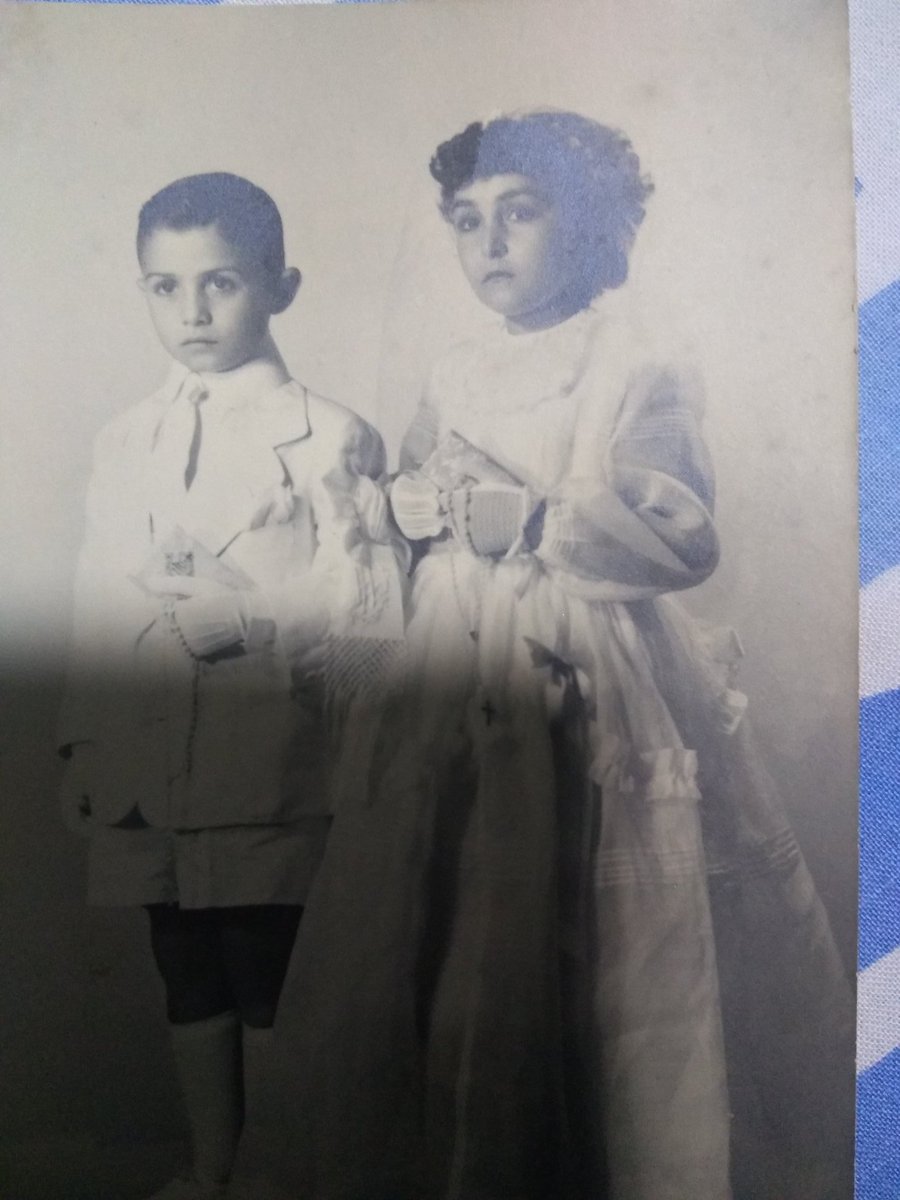Rfpol's tweet photo. @maurocolagreco saludos de la familia Ciancio de Olavarría, acá encontramos una foto de Rosa y tú tío Vicente! https://t.co/0XIcANguVK