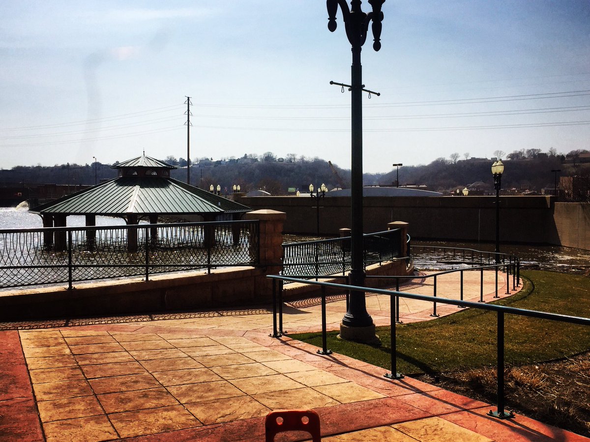 The Mississippi River has swallowed a gazebo!

I’m grateful for the flood wall that protects my home &amp; my workplace on the Port of Dubuque. 

I’m thankful for the people who maintain &amp; fund this critical piece of infrastructure!
#infrastructureissexy #arounddubuque