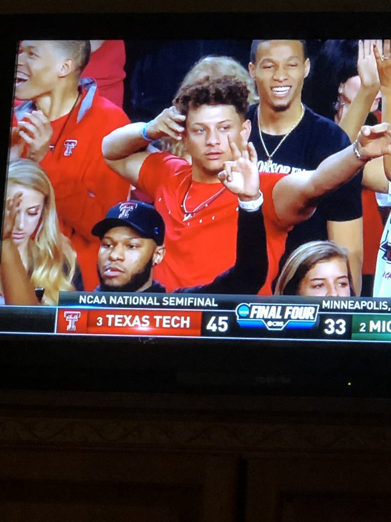 Rayhillelectric's tweet photo. @PatrickMahomes There it is! https://t.co/NtgoPRaxYY