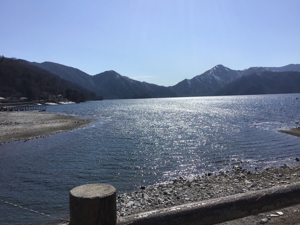 Sullivans07's tweet photo. 4月5日(金) 栃木県・日光
中禅��湖
#日光旅行記  #旅行好きな人と繋がりたい https://t.co/DnJbBi7tgU