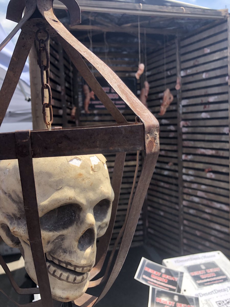 AllThingsHaunt's tweet photo. Another horrifying successful #spookshowhc Remember the @HalloweenClubs is open all year! For more information check out their website: https://t.co/1Op6EPI2XB https://t.co/pzITonBOYD