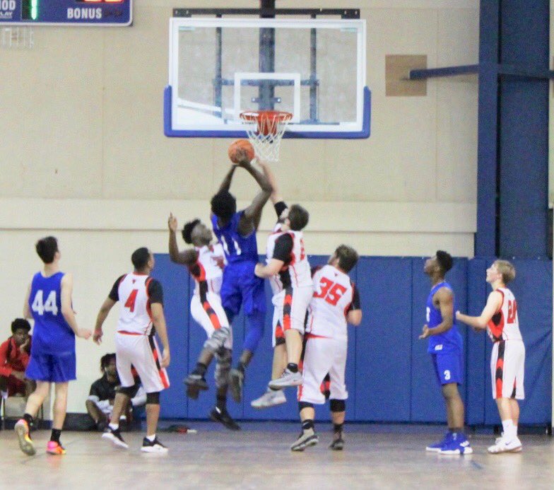 WFHS_Hoops's tweet photo. Working hard for next season. #TUPH #WFhoops #WFSaints @AAU_Basketball @WestFelSchools https://t.co/KyqMpPVpOS