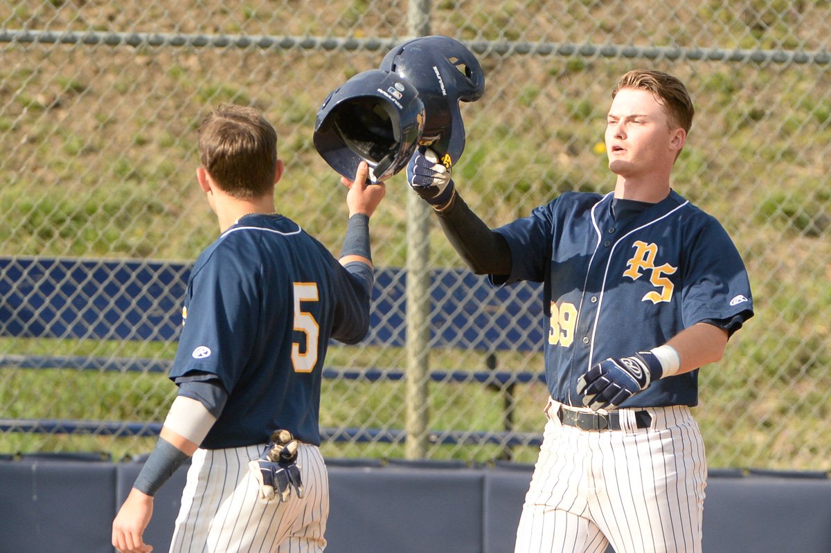 PotomacStateBB's tweet image. Clutch two-run home run from Pete Costigan leads Potomac State to sweep over Shenandoah University today at Golden Park. 
potomacst.prestosports.com/sports/bsb/201…