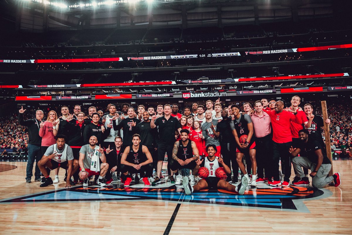 TTUHSC_SHP's tweet photo. One of our current AT students is amongst the National Championship bound @TexasTechMBB Red Raiders this evening! #goshp #shpredraider #4to1 #FinalFour https://t.co/VdXgeH8zjH