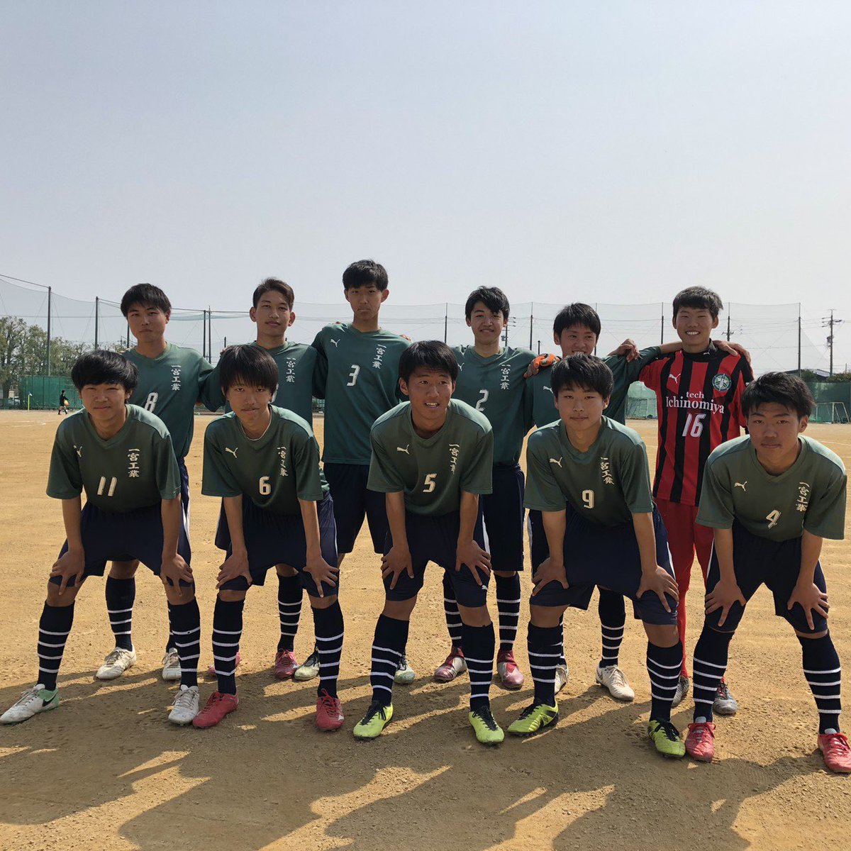 Kv6xcuit1cy2pkF's tweet photo. 地区リーグ①結果
4/7（日）@本校
一宮工業B 0-1 大成B
勝点獲得ならず
応援ありがとうございました https://t.co/wTeruOuJ07