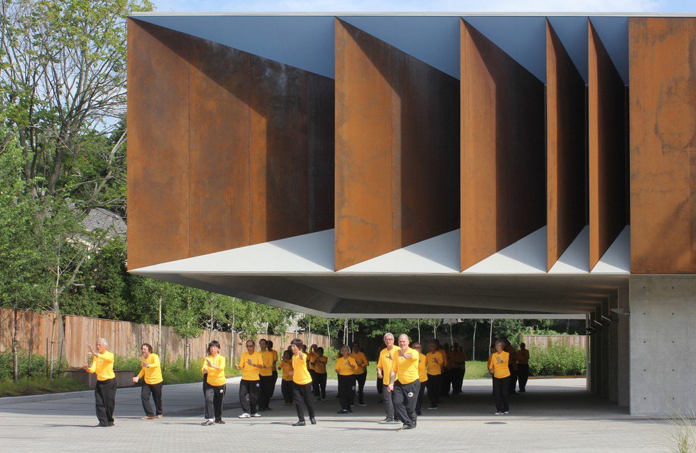 e_architect's tweet image. Wong Dai Sin Temple in Toronto

e-architect.co.uk/toronto/wong-d…

#TempleBuilding in #Toronto
#CanadianTemple #Ontario #Canada